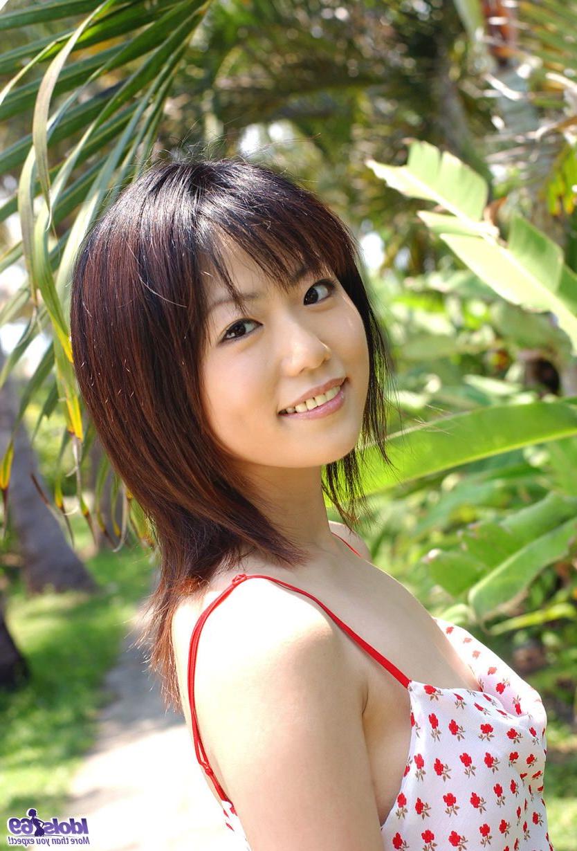16P Pequena garota japonesa Saki Ninomiya modelos não nuas em combinação de sutiã e calcinha