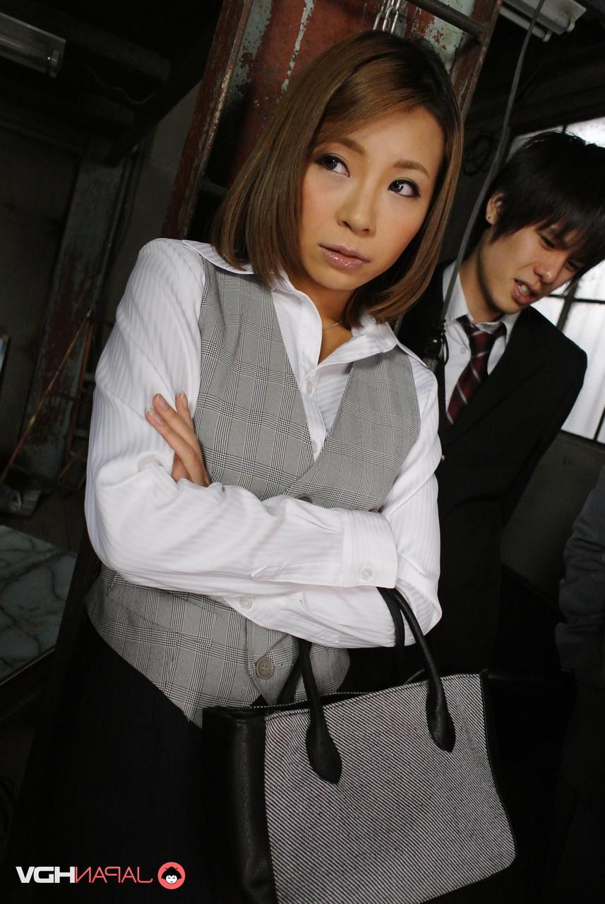 20P Japanese secretary Sumire Matsu gets bound, ball-gagged & fucked by colleagues
