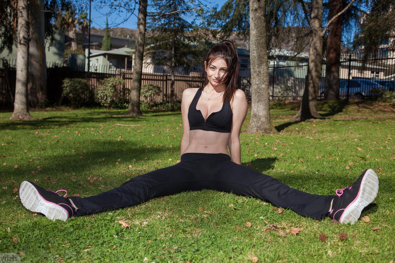 12P Flexible girlfriend Adolisca Cooley teases with her cleavage in the park