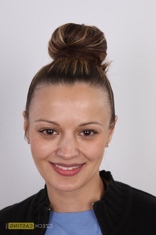 20P First timer Katka wears her hair in a bun while getting completely naked