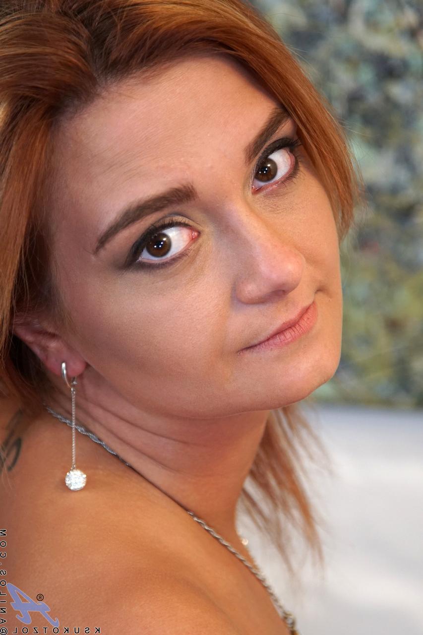 20P Russian MILF Ksukotzol fondles her big boobs & fingers her sweet shaved pussy