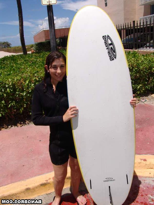 20P Female surfer Zoey gets picked up and face fucked by a stranger