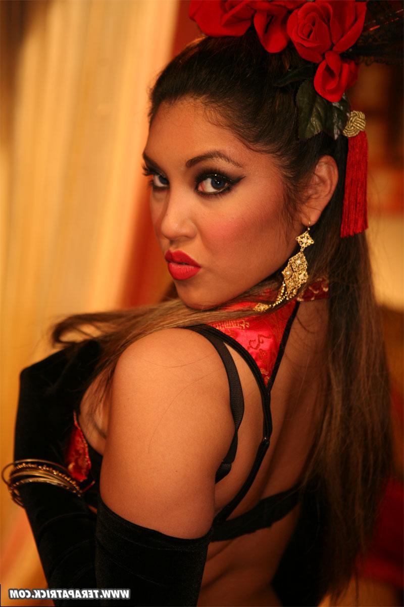 15P Asian MILF Nautica Thorn models hot lingerie and black velvet gloves in nylons