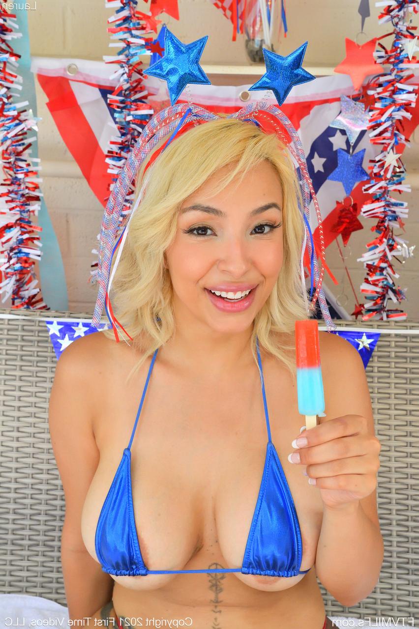 20P Patriotic MILF Lauren shows her big boobs & pleasures herself with a vegetable