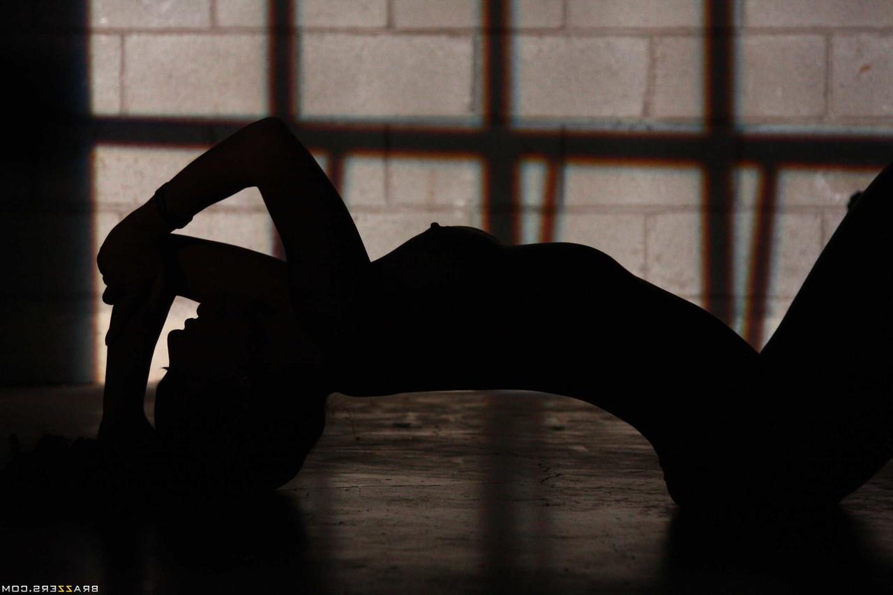 17P Black haired Asian hottie Asa Akira dances and teases in a dark room