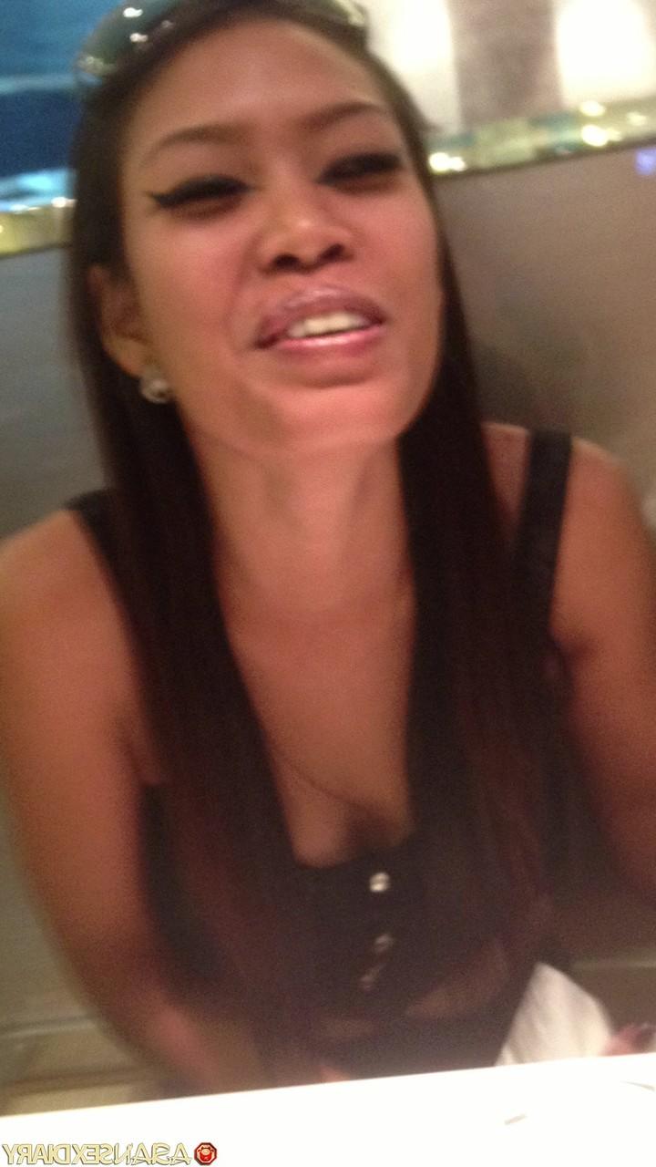 20P Amador asiático com um grande saque Kat gosta de sexo POV doggystyle