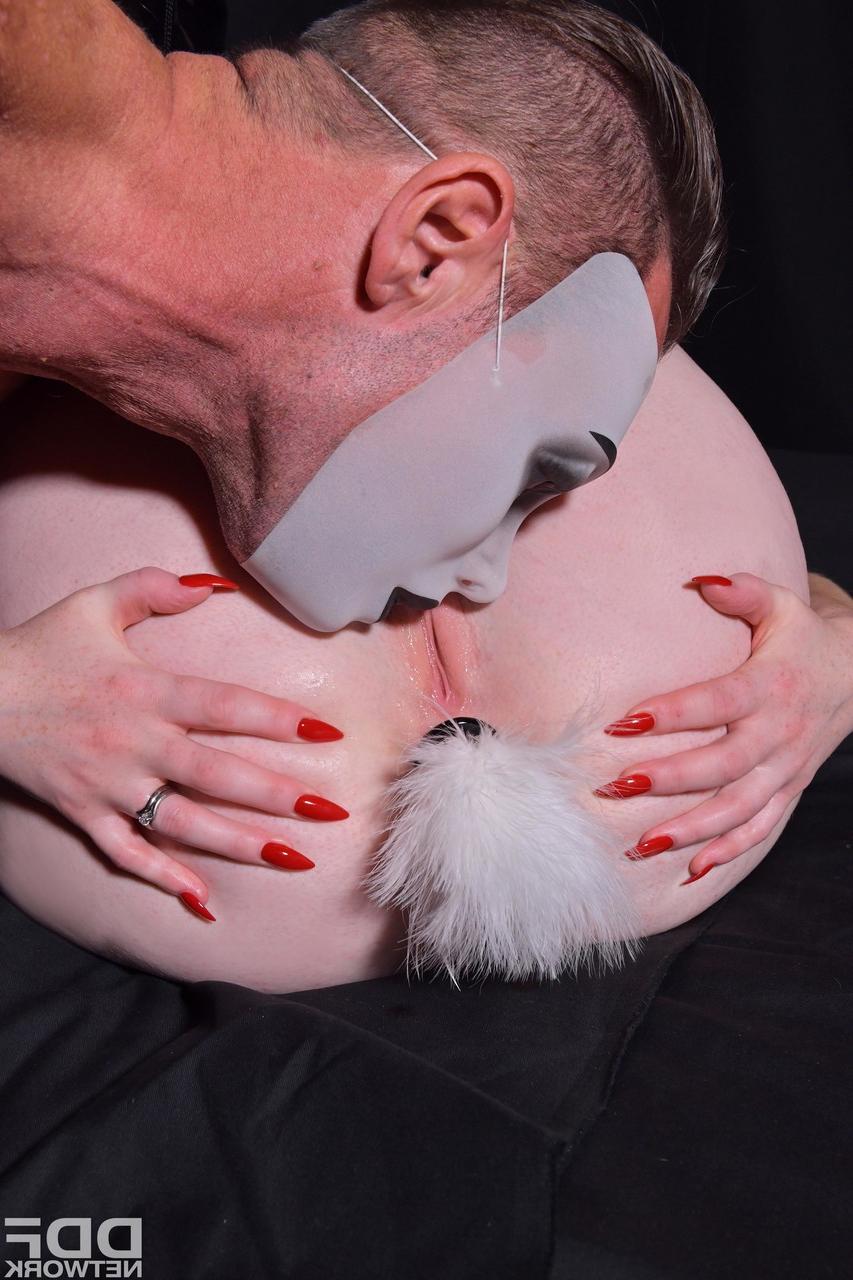 17P Scorching ginger dominatrix Zara DuRose whips a cock & gets her ass fucked