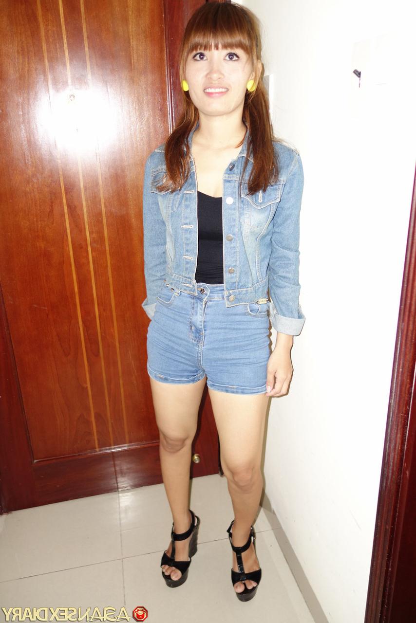 17P Asian Sex Diary Yum B