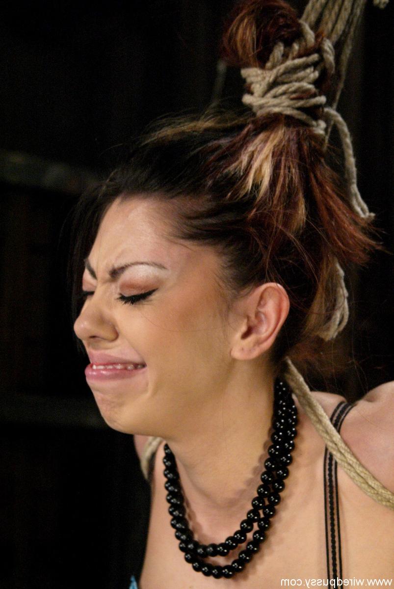 20P Wired Pussy Princess Donna Dolore, Satine Phoenix
