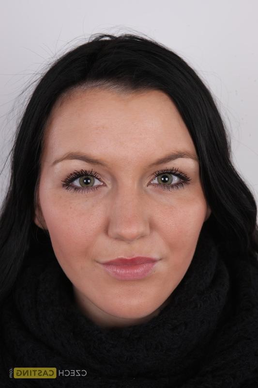 20P Dark-haired amateur Denisa lists to one side while getting totally naked