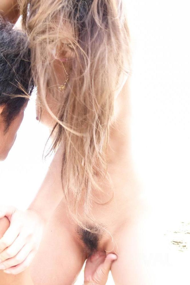 15P Das japanische Mädchen Yui Nanase und ihr Freund haben am Strand Sex