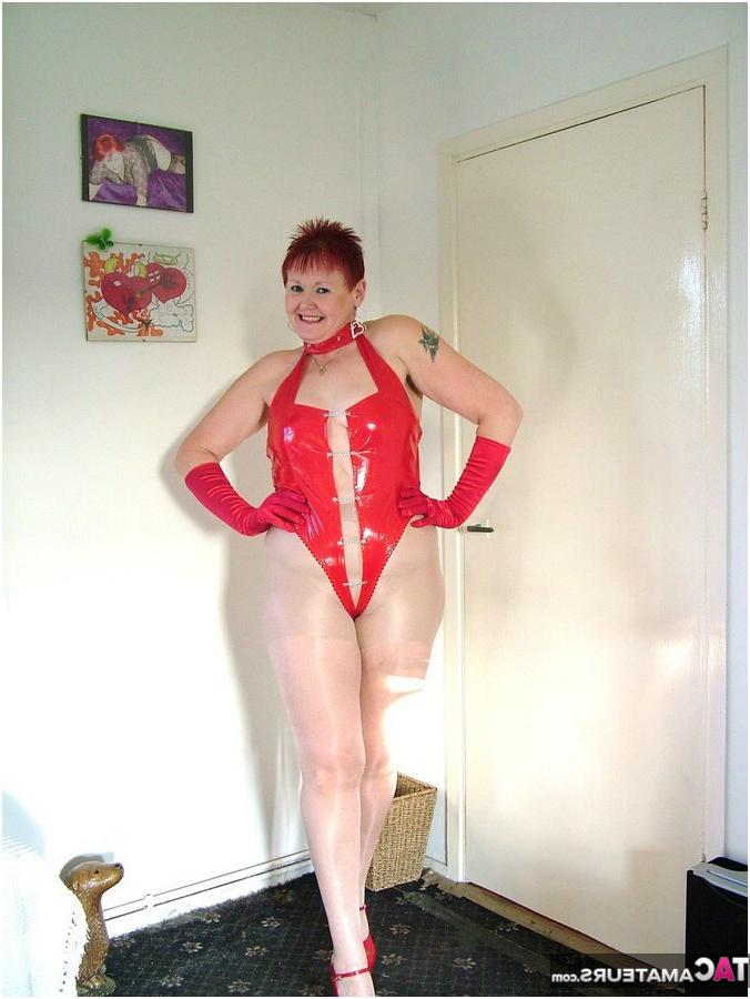 19P Older amateur Valgasmic Exposed models red latex wear and gloves plus heels