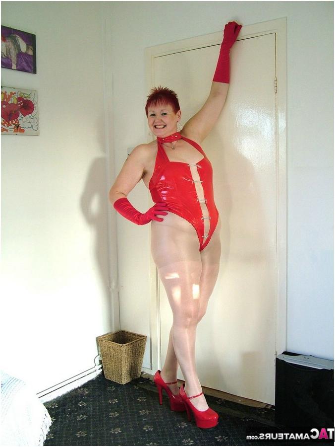 19P Older amateur Valgasmic Exposed models red latex wear and gloves plus heels