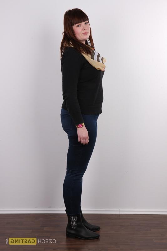 20P Amateur BBW Marta models with her clothes on and then completely naked too