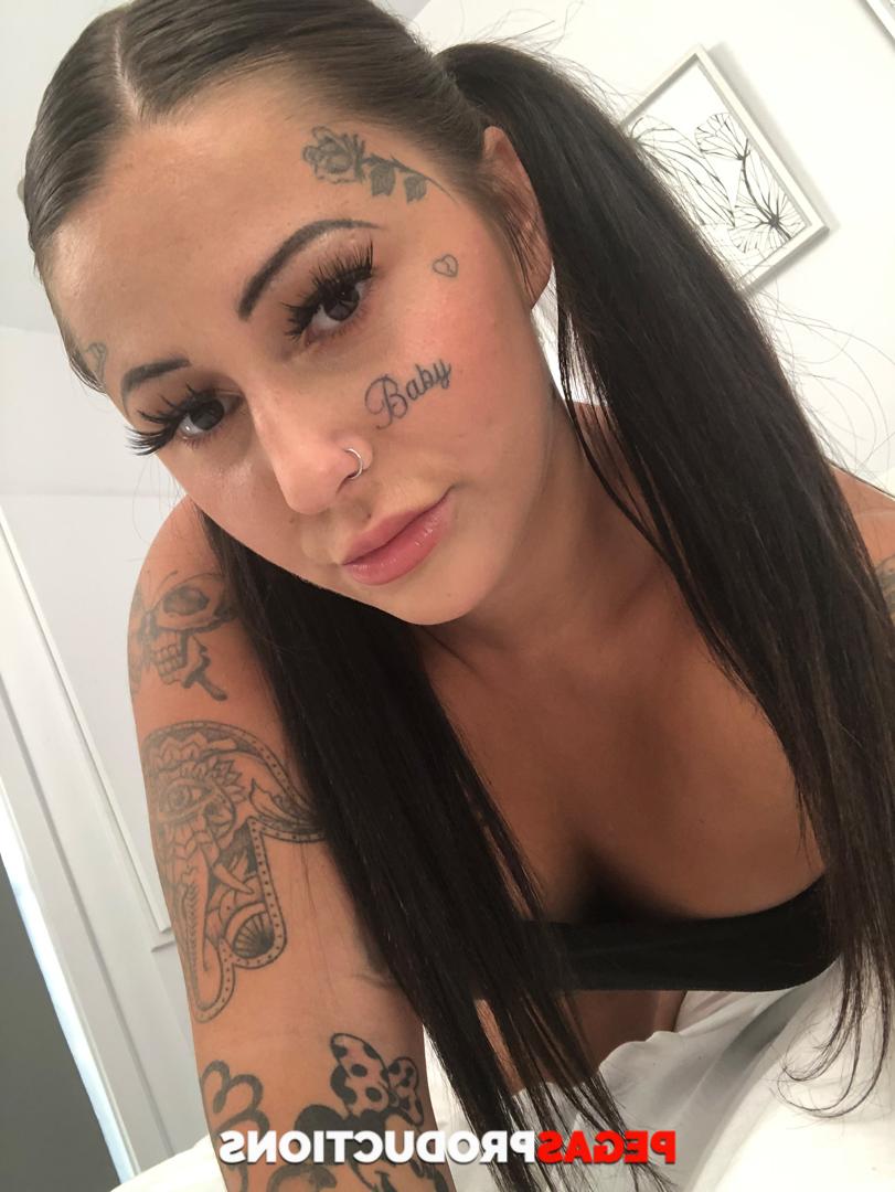 20P Chubby girlfriend Rick Hard strips and flaunts her big boobs & tattooed curves