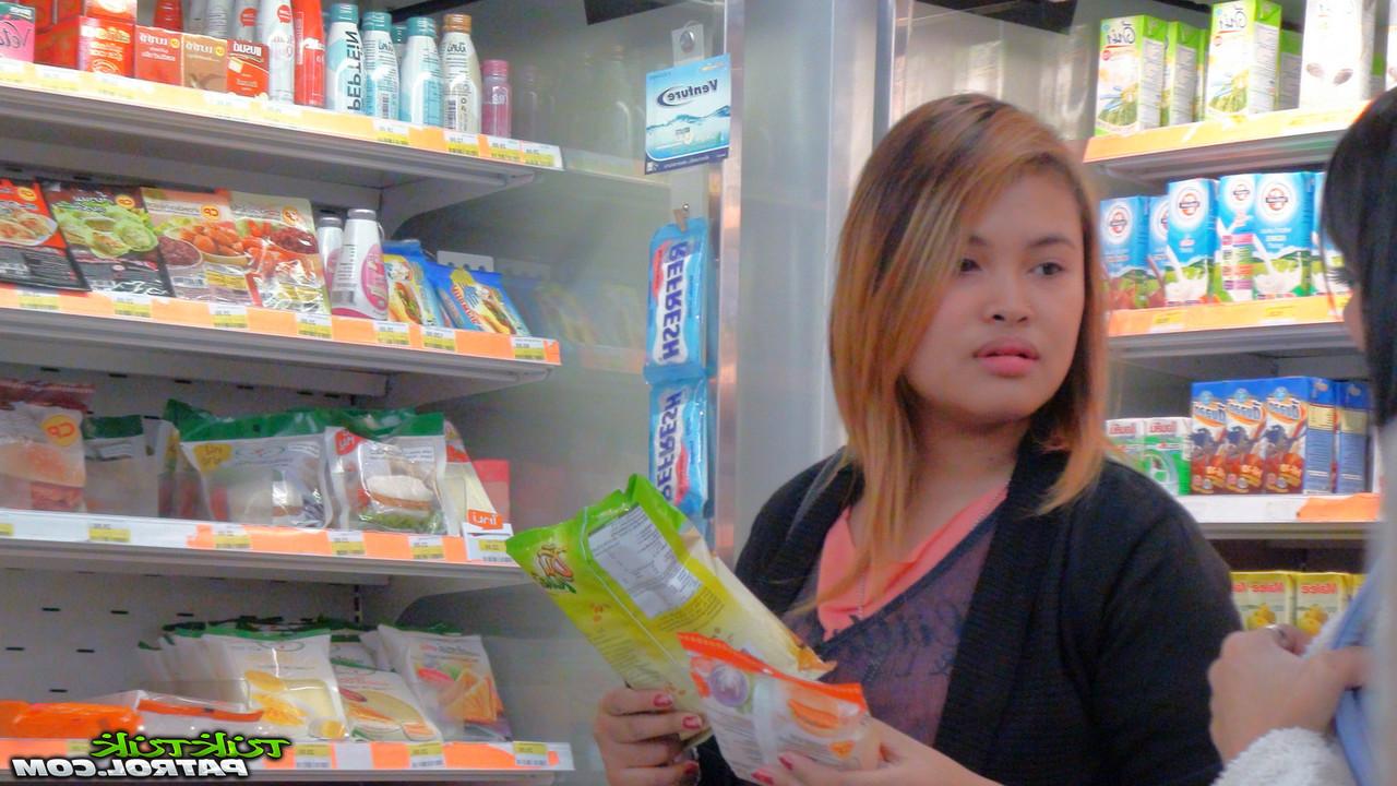 20P Chubby Thai girl Kam goes shoping then returns to a hotel room to get fucked