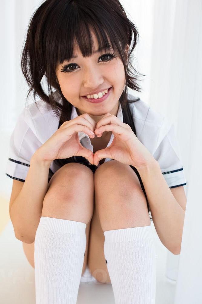 12P Adorable Japanese coed Kotomi licks a penis in white knee socks