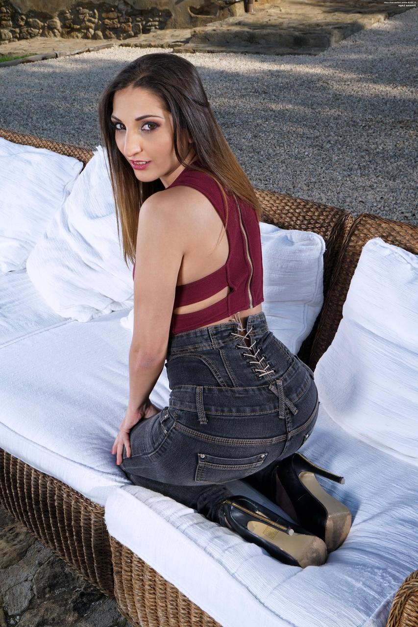 20P Gorgeous babe with a big booty Jimena Lago masturbates with a dildo