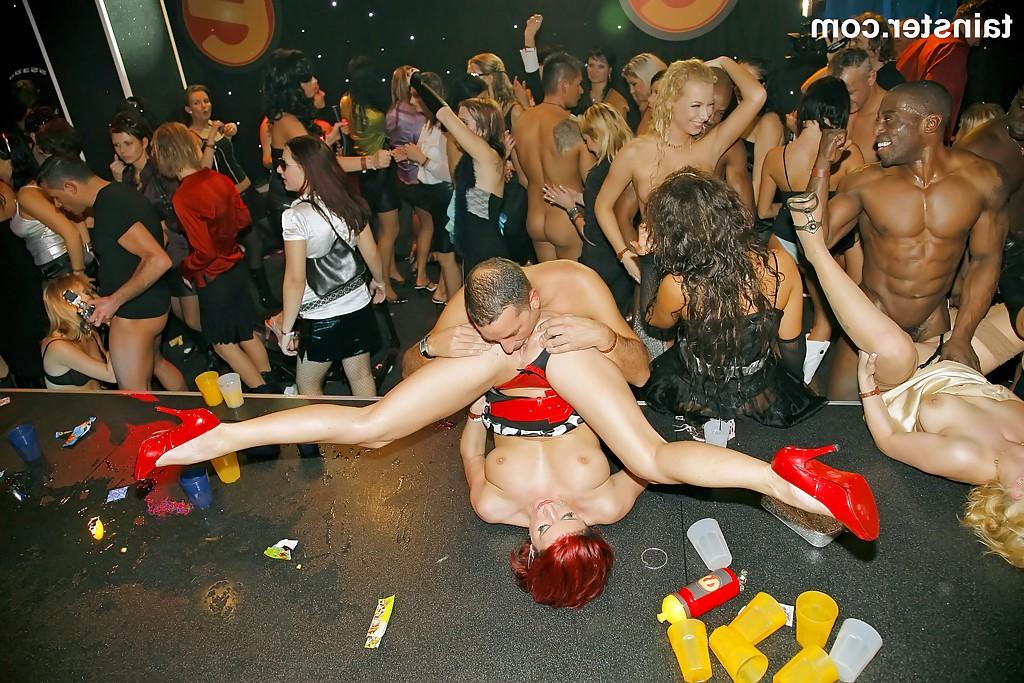 16P Late night drinking to the wee hours at nightclub leads to a full blown orgy