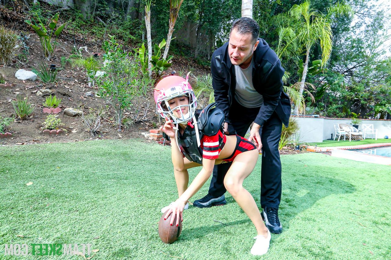 20P Little football player Alexia Anders screws her boyfriend after practice