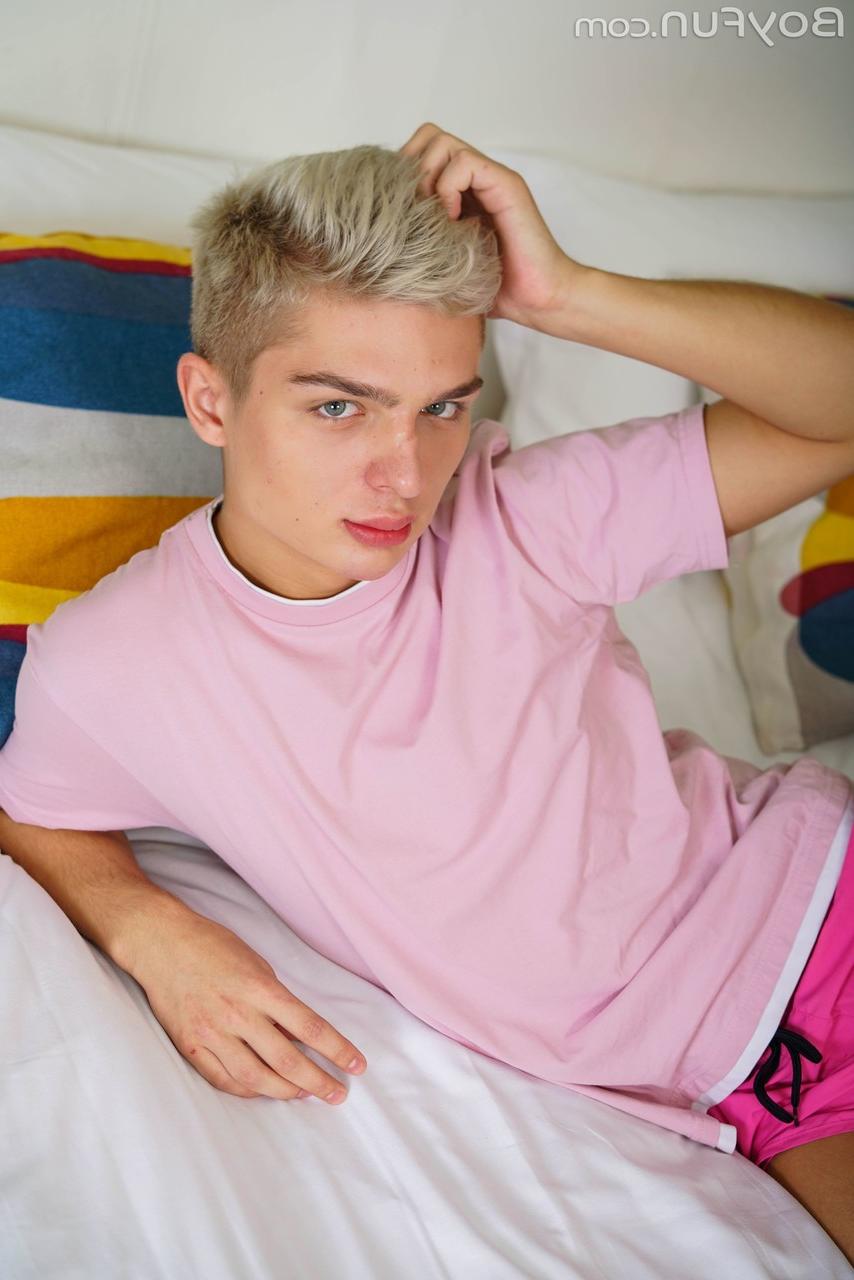 20P Boy Fun ALEX BLADE