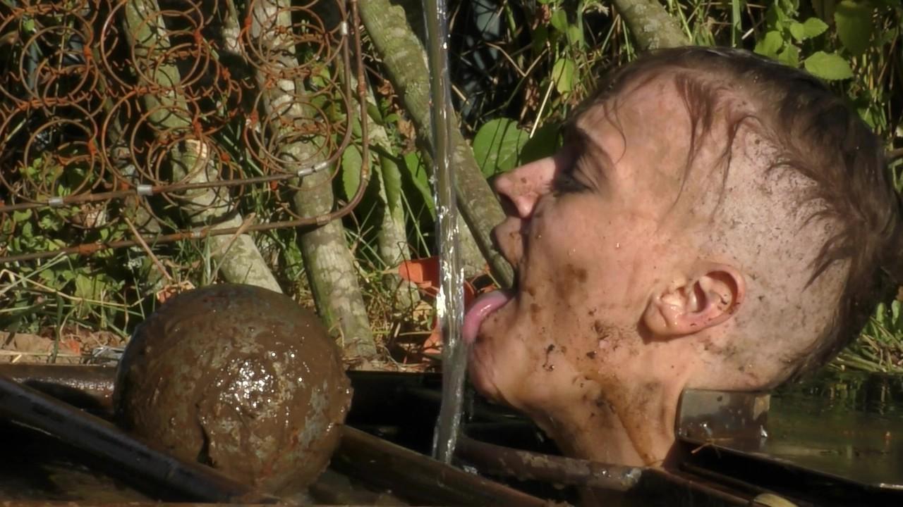 14P Sensual Pain performed by Abigail Annalee XXX Images
