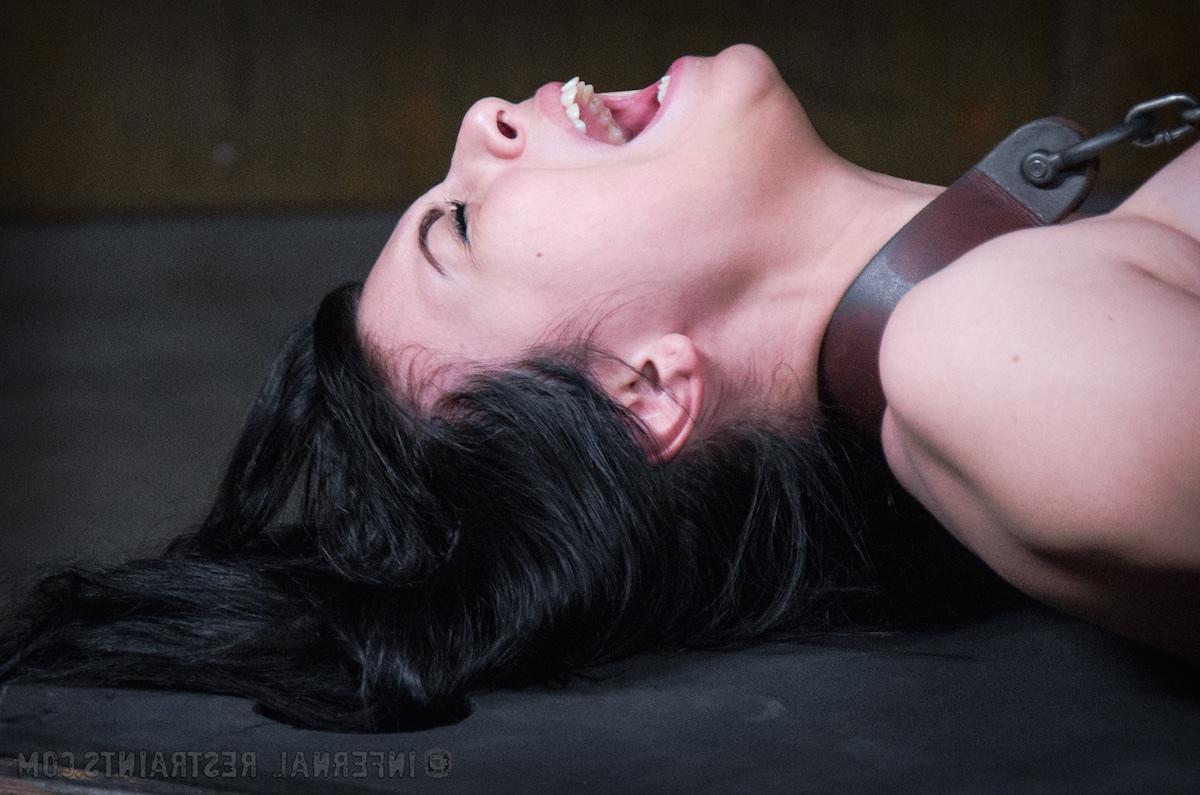 14P Infernal Restraints performed by Olivia Fawn Naked Porn Pics