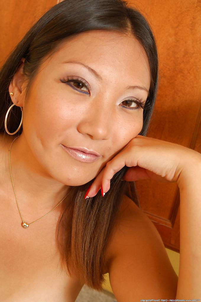 16P Asian first timer Miki removing bikini bottoms in kitchen