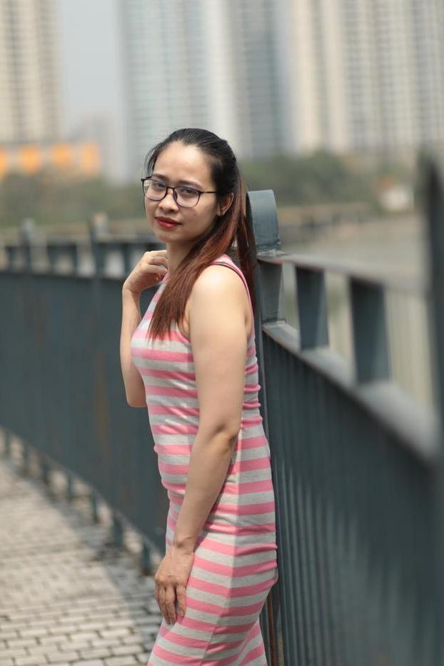 20P Sweet Asian babe Katrina posing in her long summer dress outdoors