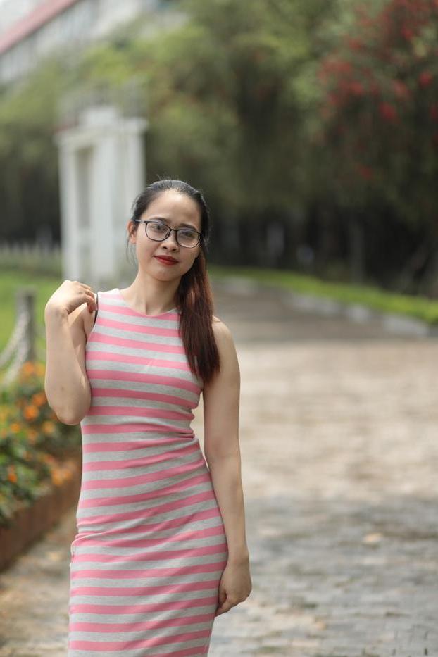 20P Sweet Asian babe Katrina posing in her long summer dress outdoors