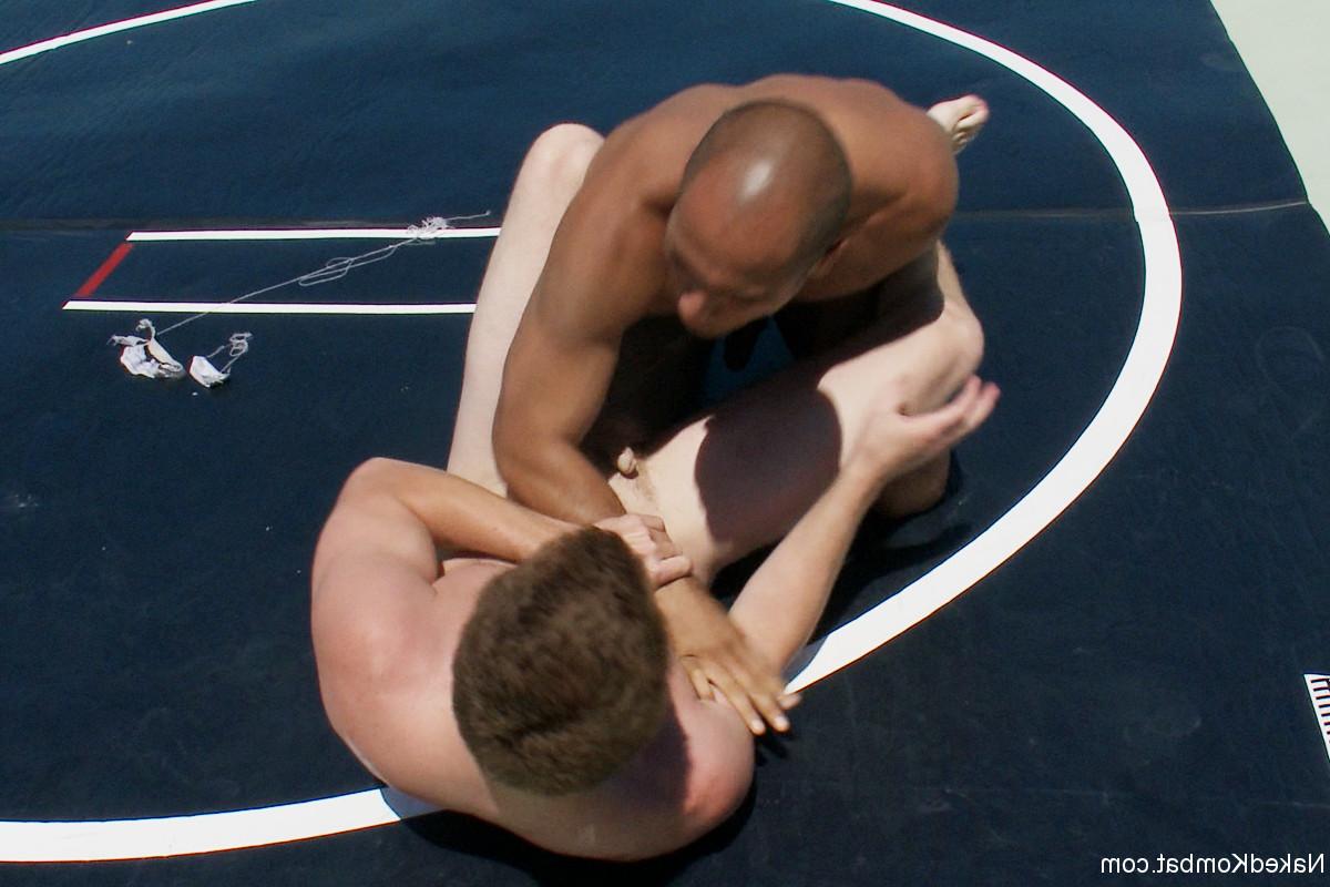 20P Naked Kombat Leo Forte, Sebastian Keys
