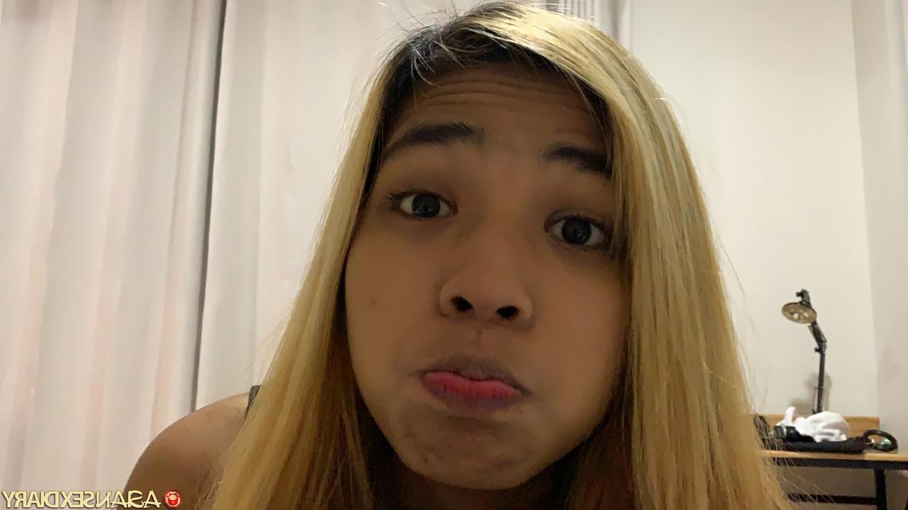 20P A garota asiática sexy Crystel B mostra sua buceta inchada e raspada antes e depois do sexo POV