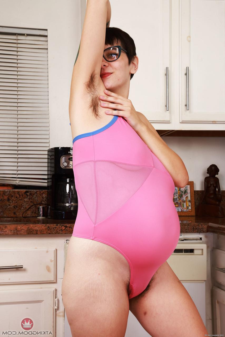 20P Short haired pregnant girl Wookie Princess flaunts her big tits and bushy twat