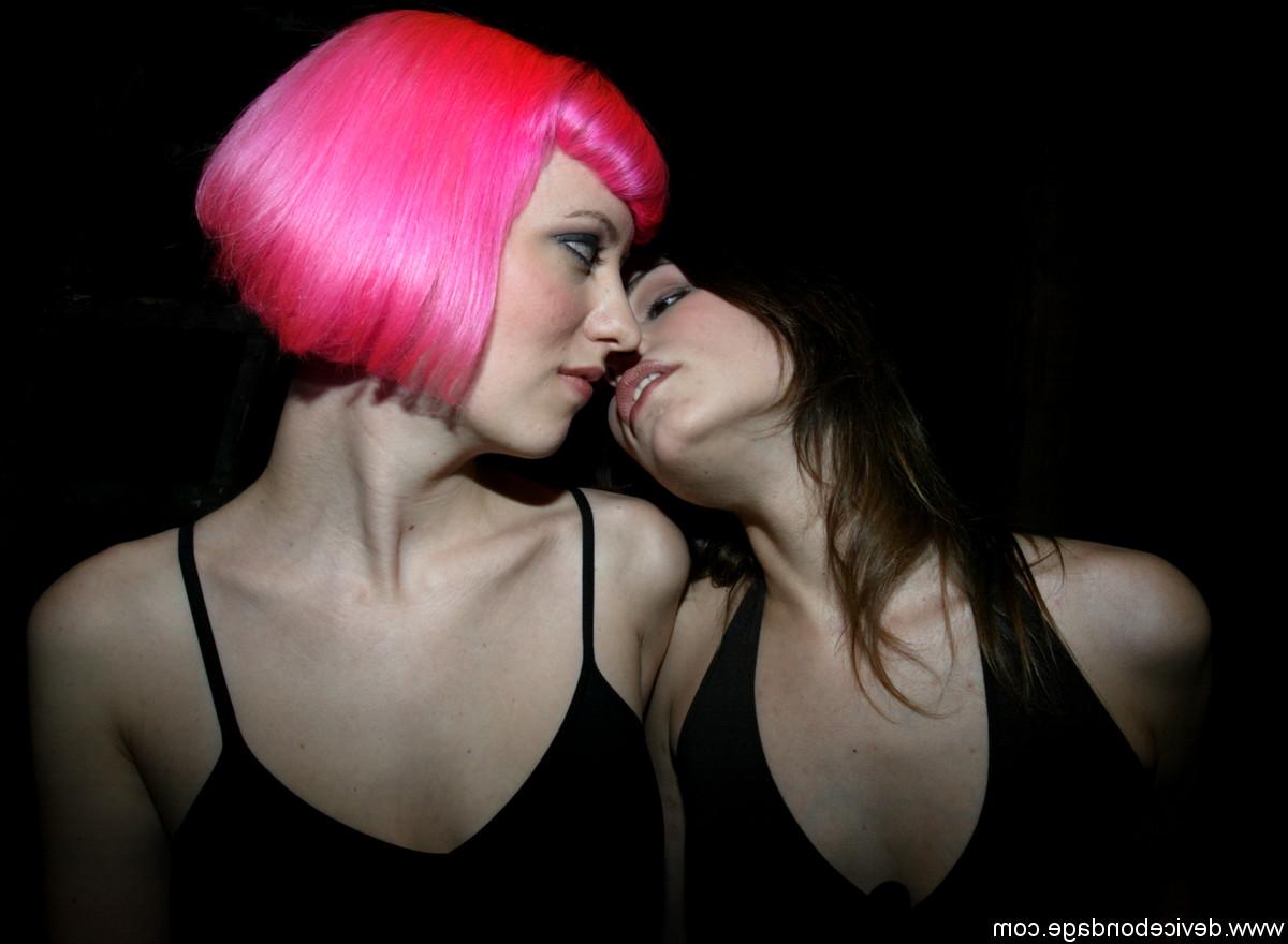 10P Hot amateurs Amber Rayne & Cherry Torn pose in their black dresses in the dark