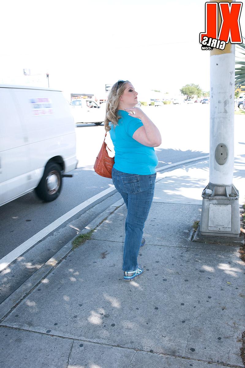 16P BBW Reyna Mae gets picked up off a street before licking a dick and disrobing