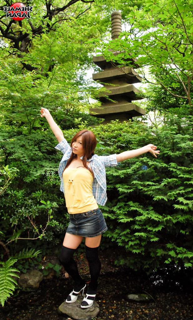15P Travesti Japão Imagens Quentes