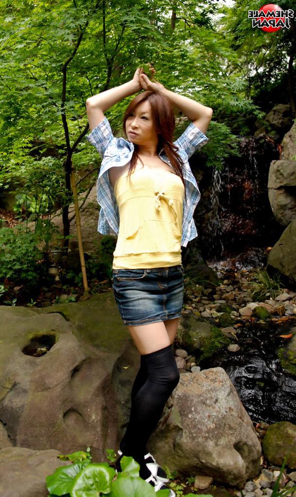 15P Travesti Japão Imagens Quentes