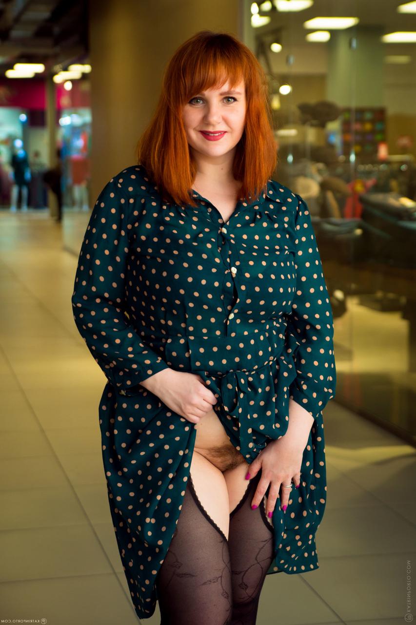 15P Chubby MILF Katrin flashing her big natural tits & pussy in public