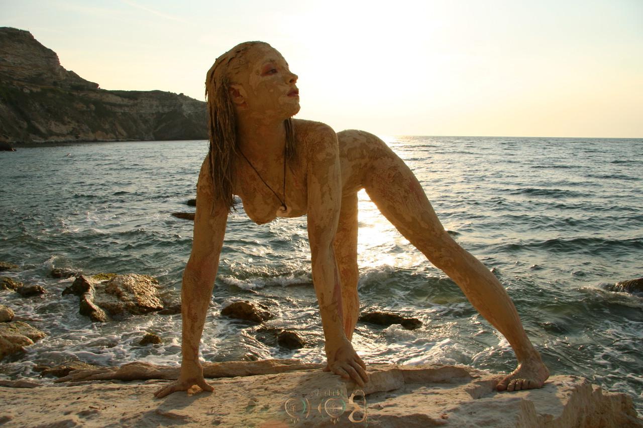 14P Boho Nude Art Isabella A Grace