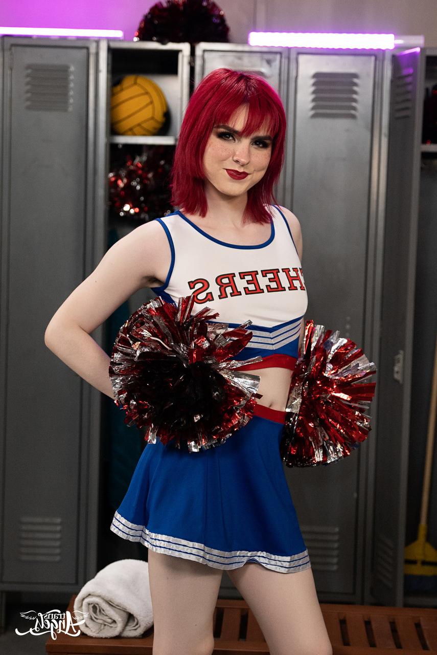 18P Trans Angels Michael DelRay, Ella Hollywood