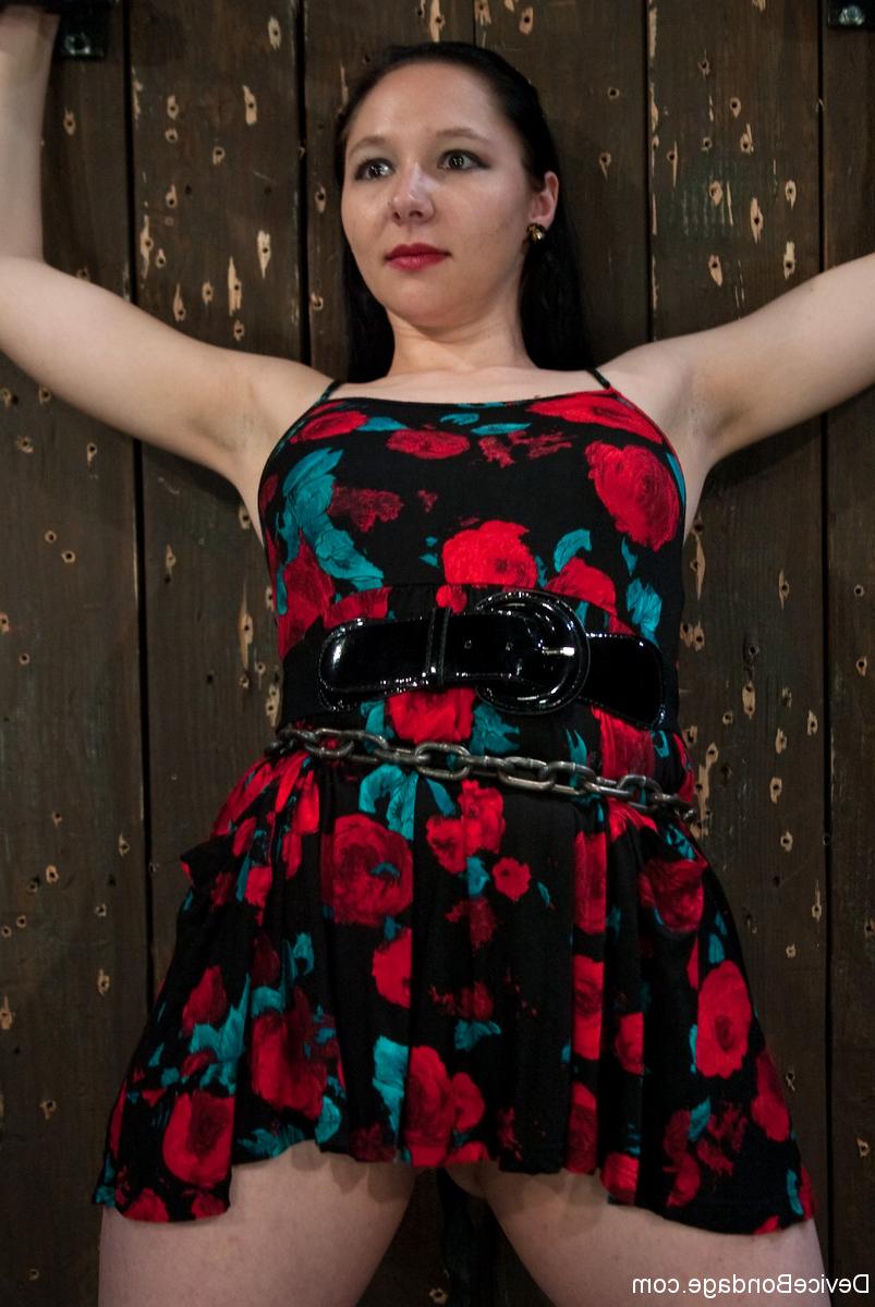 20P Submissive wife Maggie Mayhem gets groped & clothespinned while tied to a wall