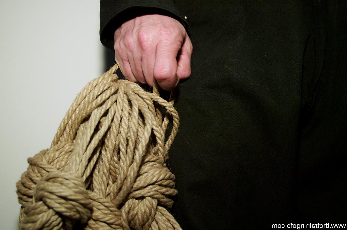 20P Naked babe Sarah Jane Ceylon gets a thorough dicking in rope bondage