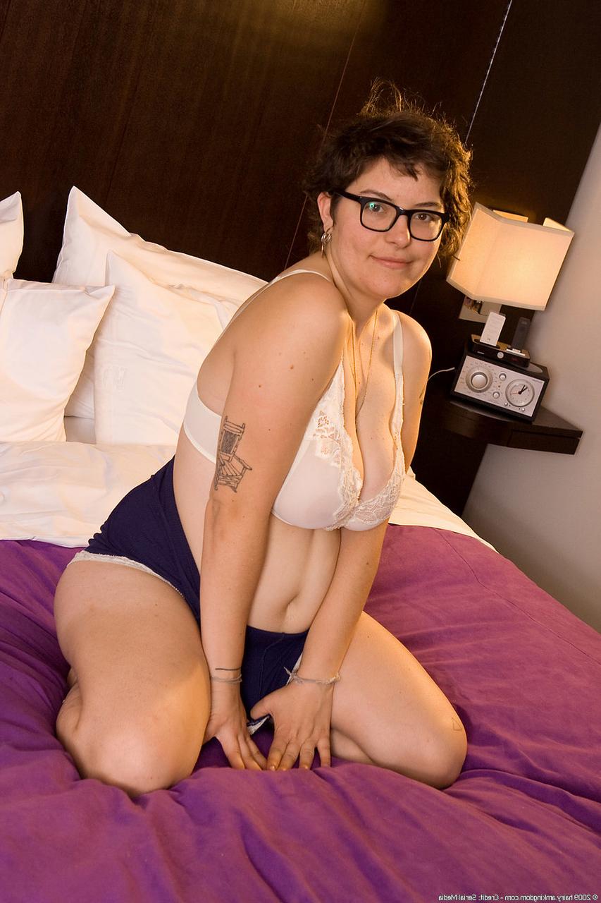 20P Chubby bombshell Ester shows off her juicy melons & her very hairy pussy