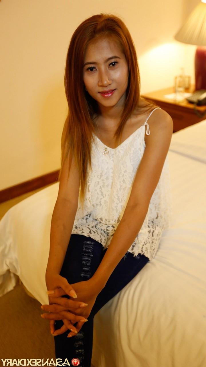 20P Skinny Asian babe May I enjoys some POV doggystyle sex in hot FFM 3some