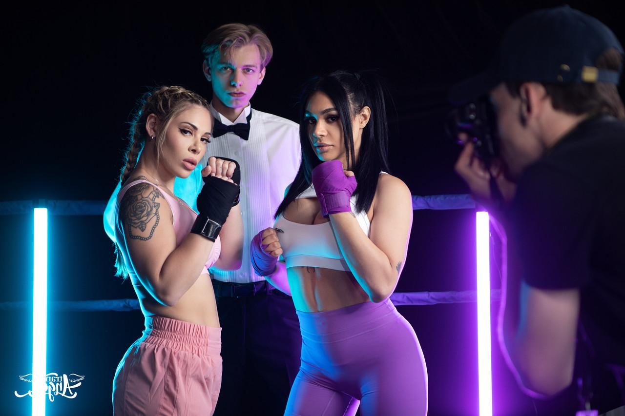 17P Trans Angels Laura Fox, Eva Maxim