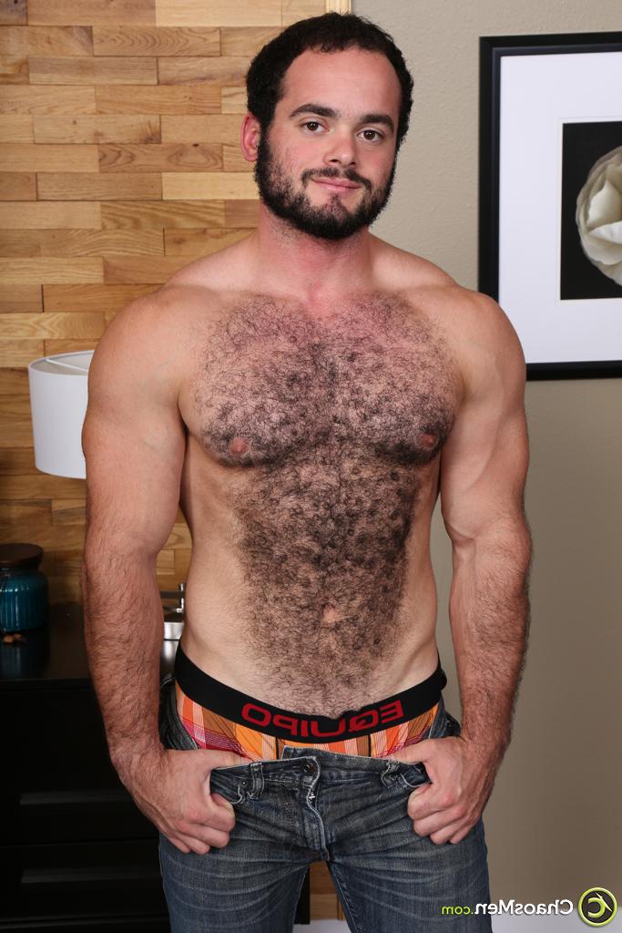 20P Muscular guy Steve Strongarm shows off his hairy body & his big booty