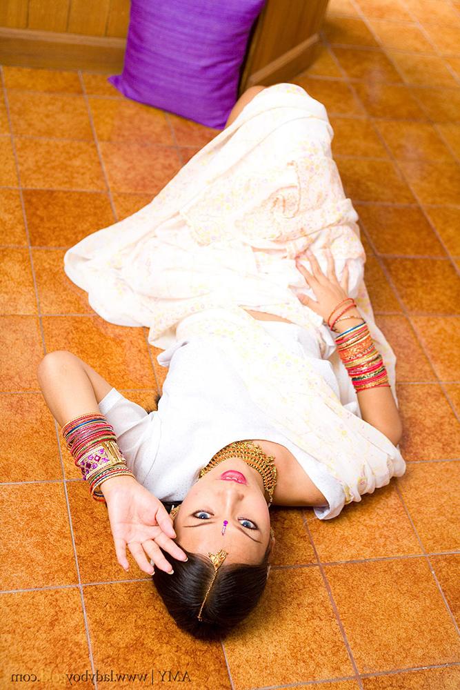 15P Ladyboy Gold protagonizada por Ladyboy Amy Fotos desnudas