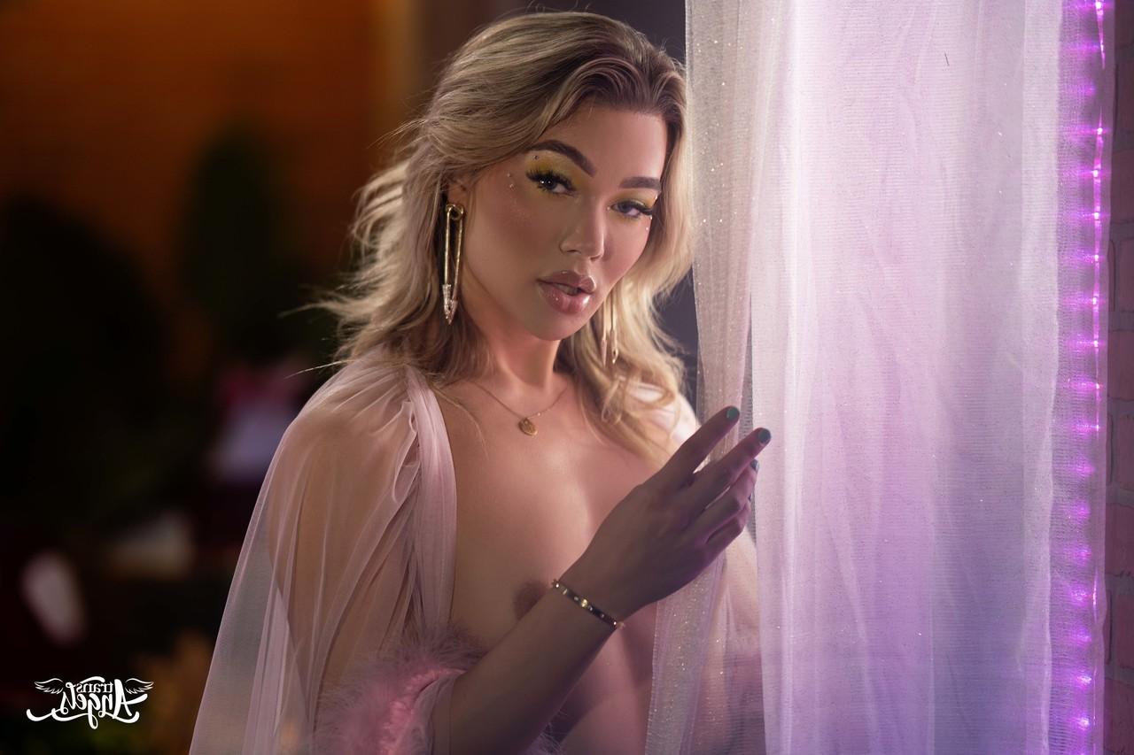 20P Trans Angels Dante Colle, Emma Rose