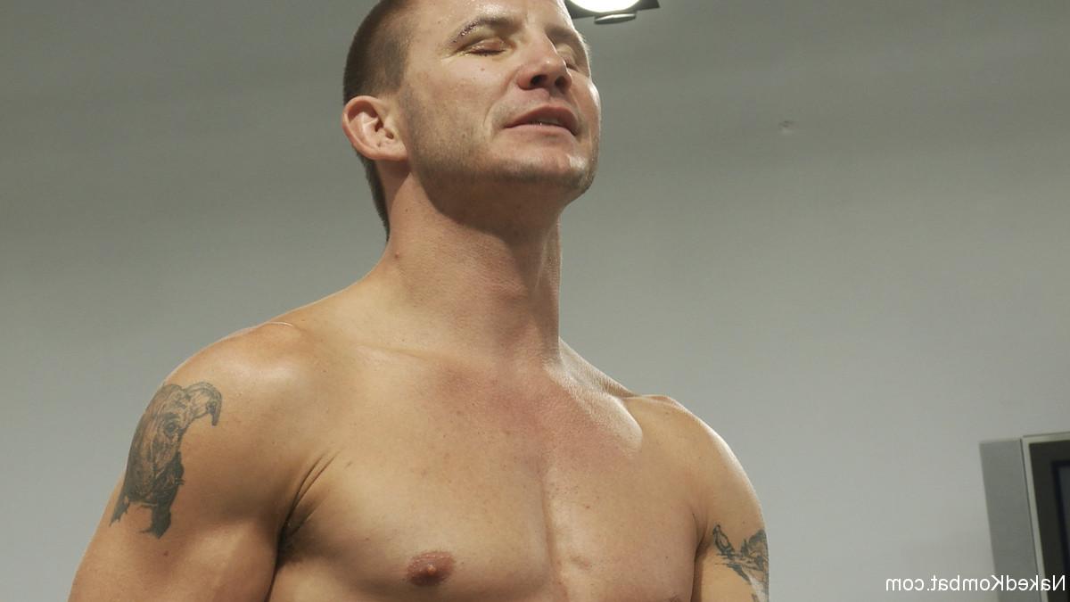 20P Naked Kombat Jack Hammer, Brenn Wyson