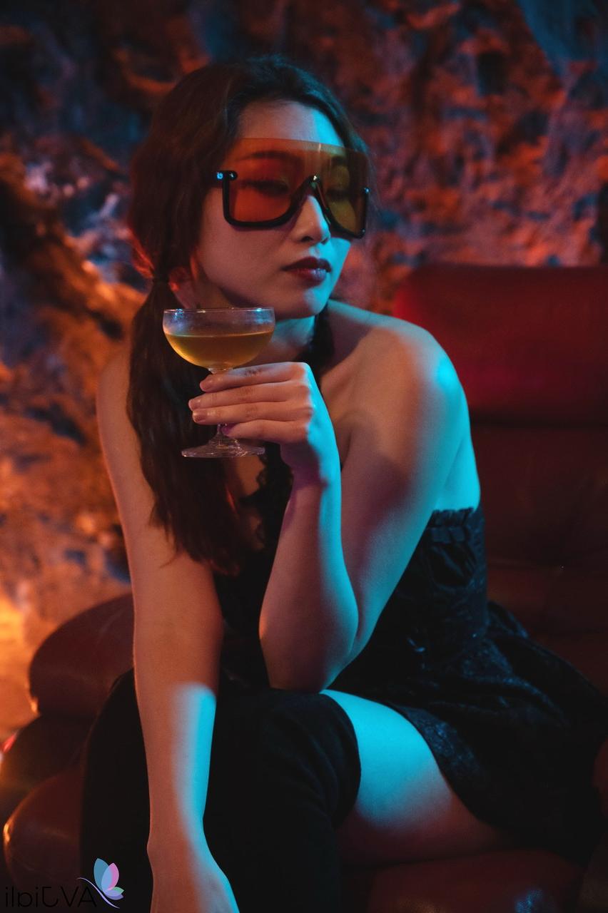 20P La sexy china Xiang Xiang es desnudada y follada por su novio